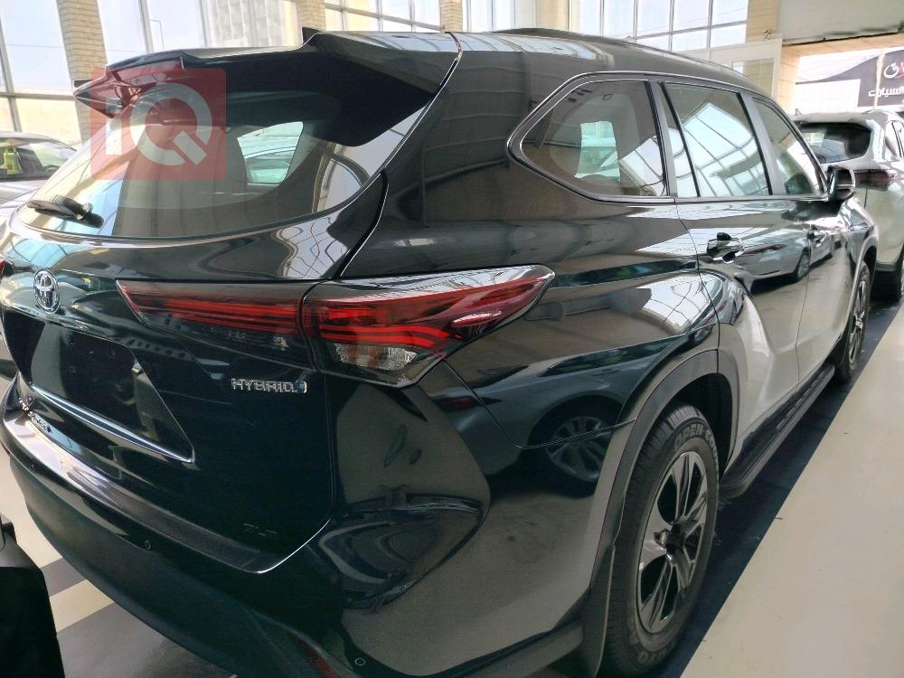 تۆیۆتا هایلاندەر